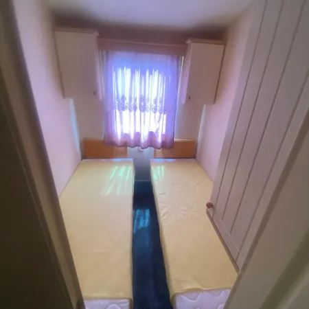 キャンプ場 Horgaszlak Koemlod