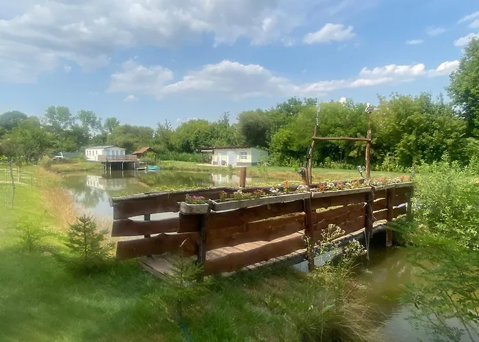 Camping Horgaszlak Koemlod