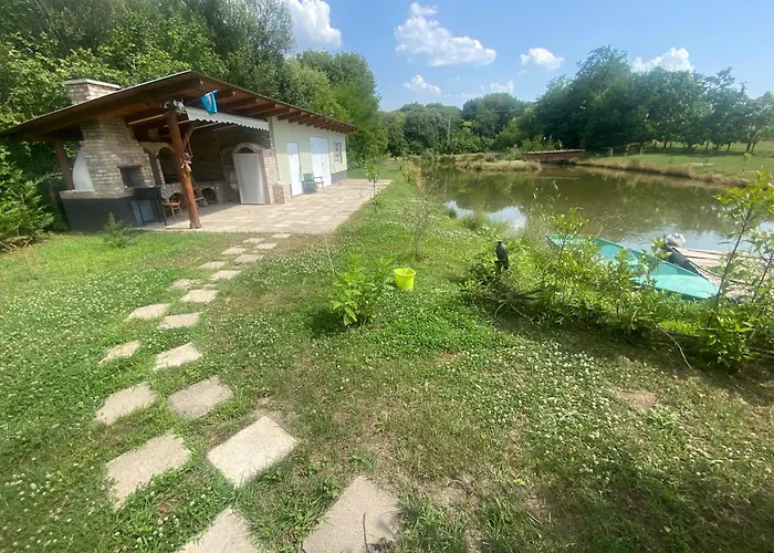 Horgaszlak Camping Koemlod